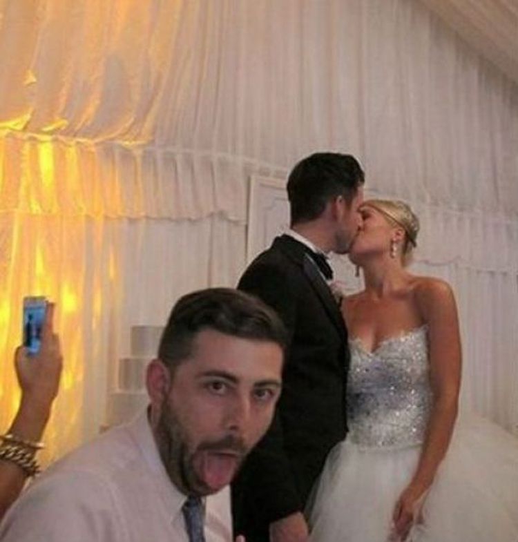 Смешные и забавные свадебные фотографии Смешные и забавные свадебные фотографии