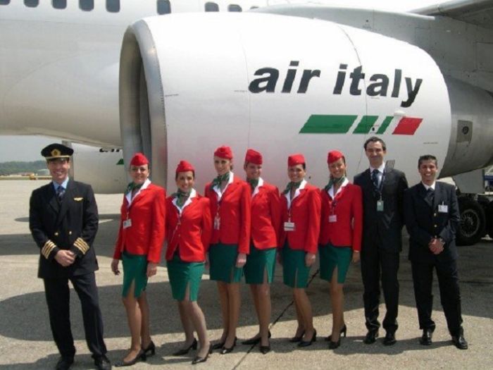 Стюардессы разных авиакомпаний (45 фото)