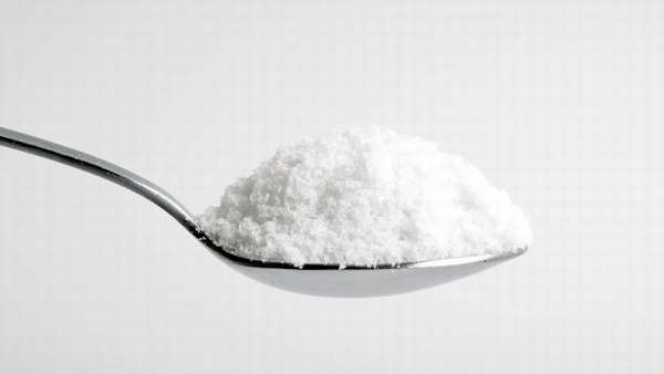 Раствор соли также способен удивить своими свойствами.