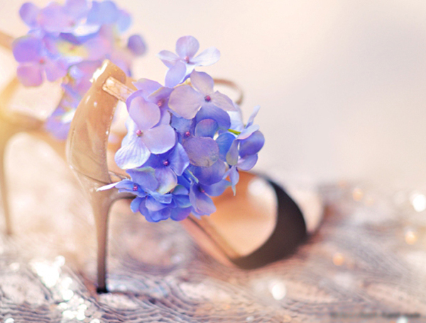 Цветы, подвески, стразы потрясающие варианты праздничного декора обуви, фото № 48