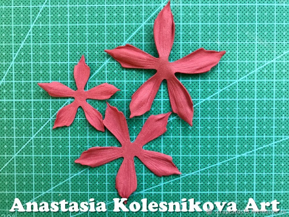 Создаем цветок пуансеттии из фоамирана. «Рождественская звезда» своими руками, фото № 6