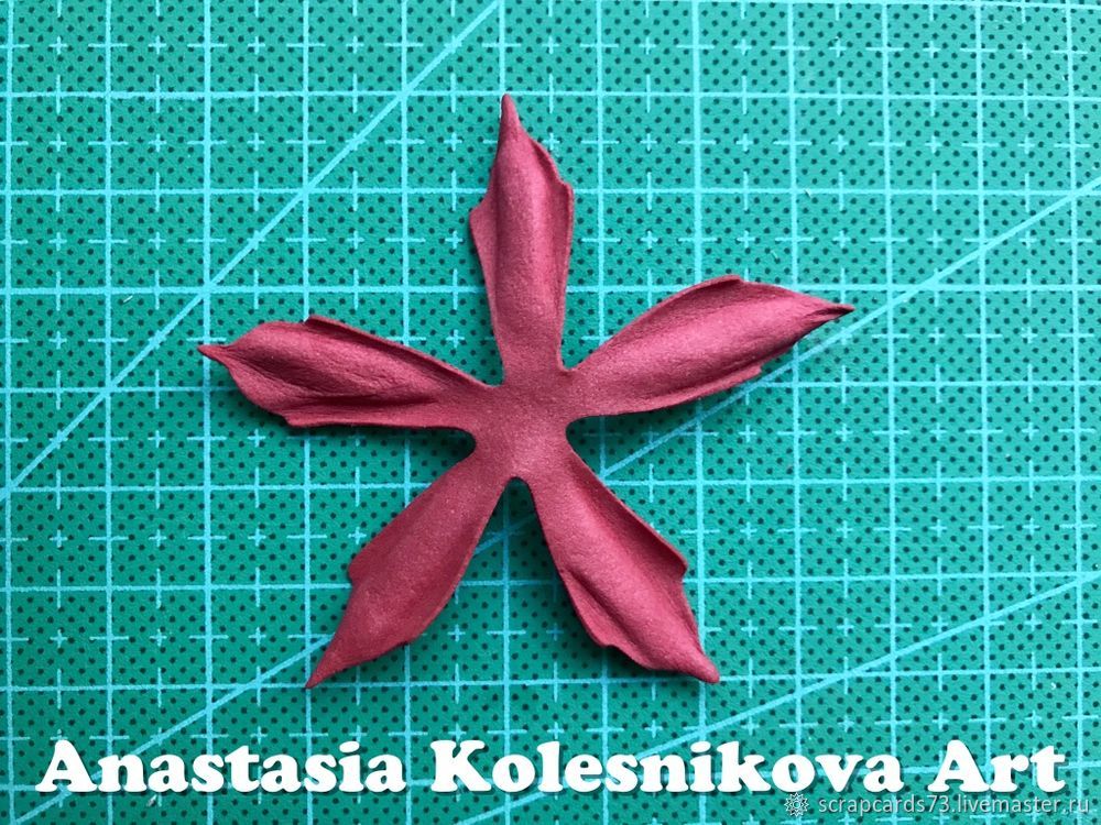 Создаем цветок пуансеттии из фоамирана. «Рождественская звезда» своими руками, фото № 4