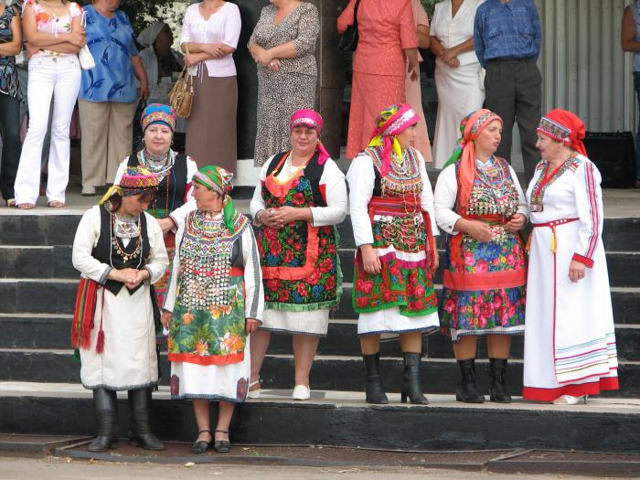 традиционный костюм мордовский
