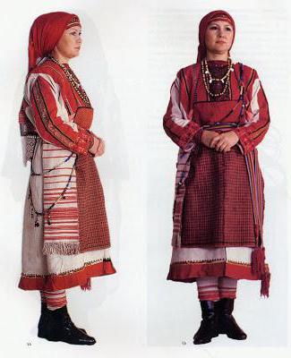 Удмуртский женский костюм