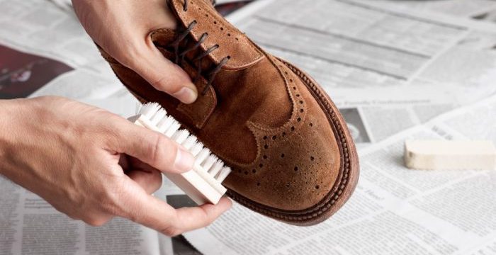 Как почистить замшевую обувь в домашних условиях от соли быстро и просто