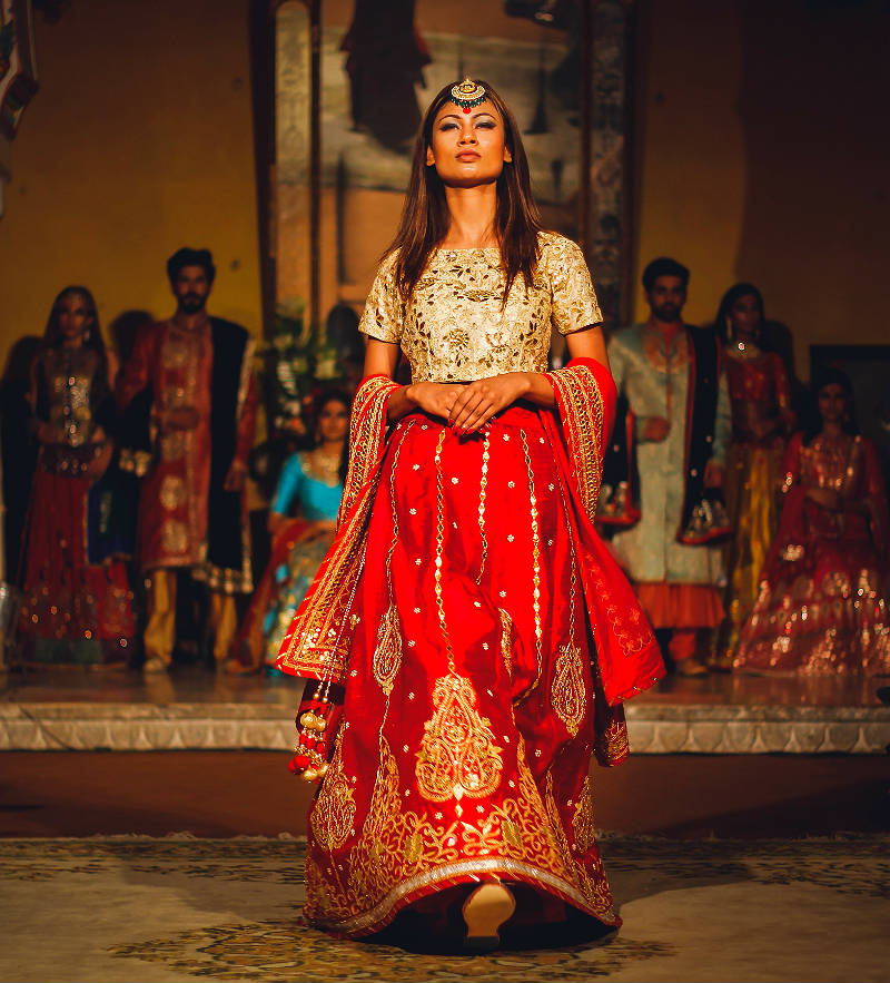Красивые платья в индийском стиле — достойные богинь, фото № 12