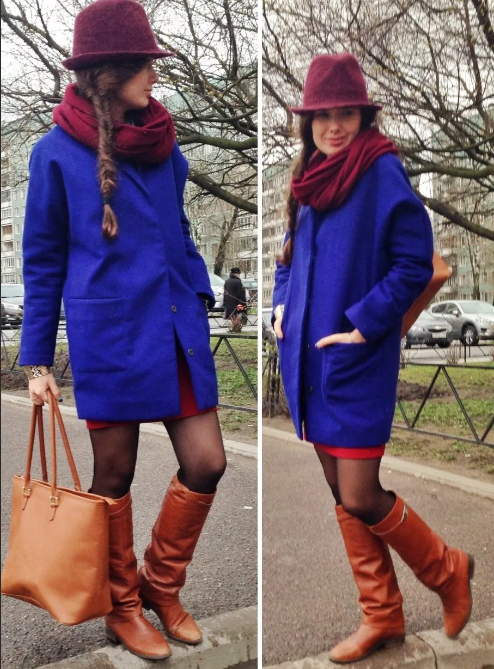 синее пальто и бордовая шляпа и шарф