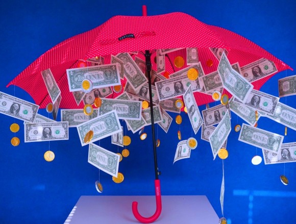 денежный зонтик с монетками