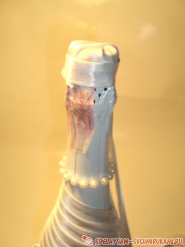 Свадебная бутылка-невеста