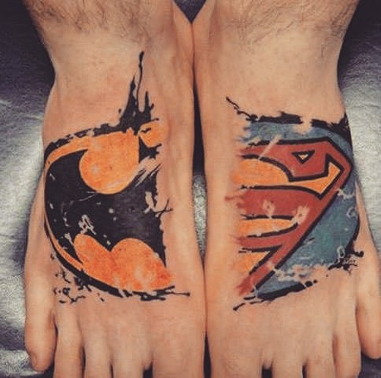 мужские татуировки на ноге