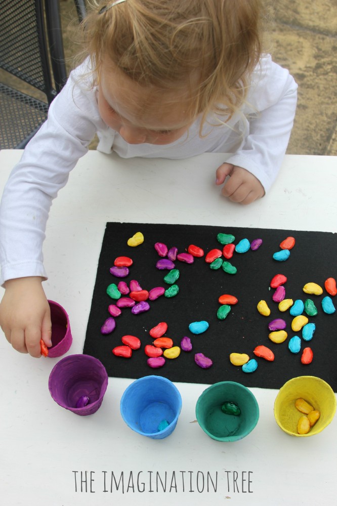 Sorting-coloured-magic-beans-activity-666x1000