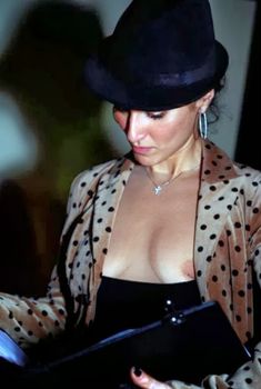 Тина Канделаки случайно засветила грудь, 2007